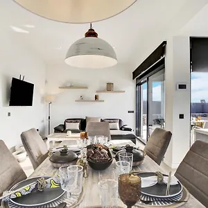 Del Roque, Heated Pool & Luxury In El Villa